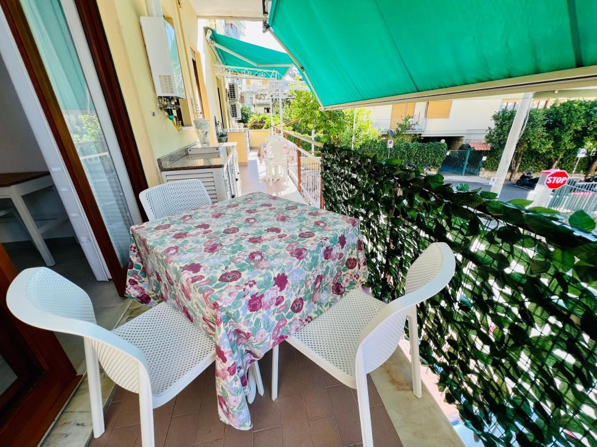 Treehouse Sorrento Apartment Exterior foto